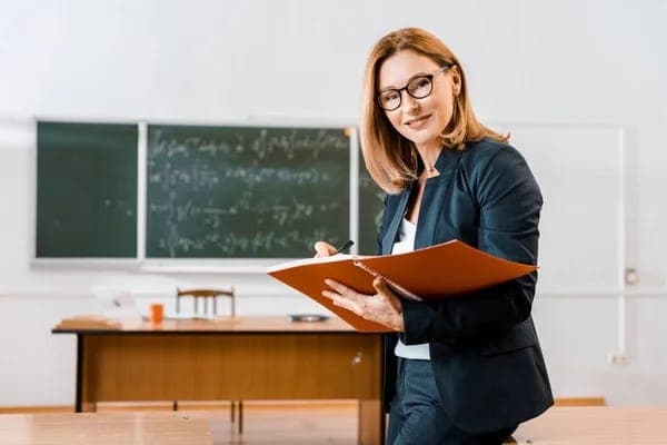 Relatoría y Pedagogía Inmobiliaria